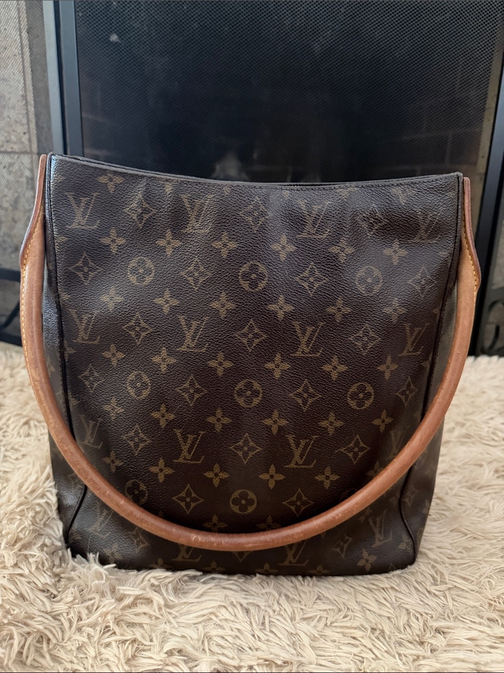 AUTHENTIC Louis Vuitton Looping GM Monogram Shoulder Bag